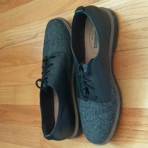 Clark‎ Cushion Soft Tweed Loafers